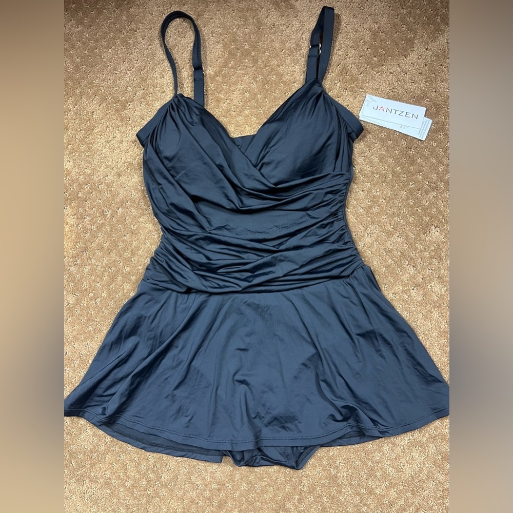 Brand new women one piece swimming suit